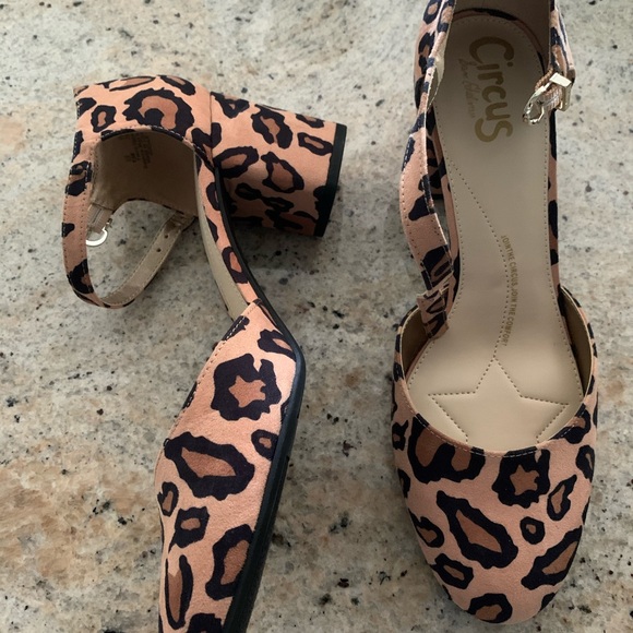 Sam Edelman - Joelle Nude Leopard Shoes Size 9.5 B - Picture 4 of 11